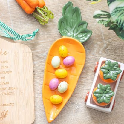 Picture of Carrot Shaped Serving Dish