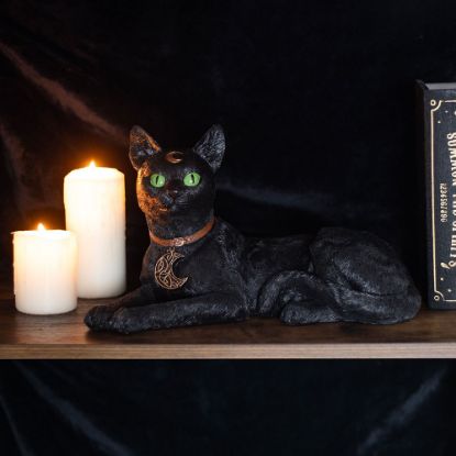 Picture of Laying Black Cat Figurine 